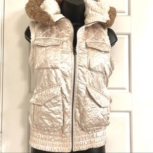 Metallic ivory hooded vest